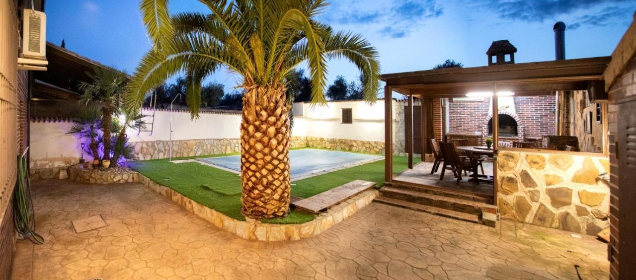 Toledo Encantado Piscina Y Bbq Privada 2,5 Km De Puy Du Foy Casa de Férias