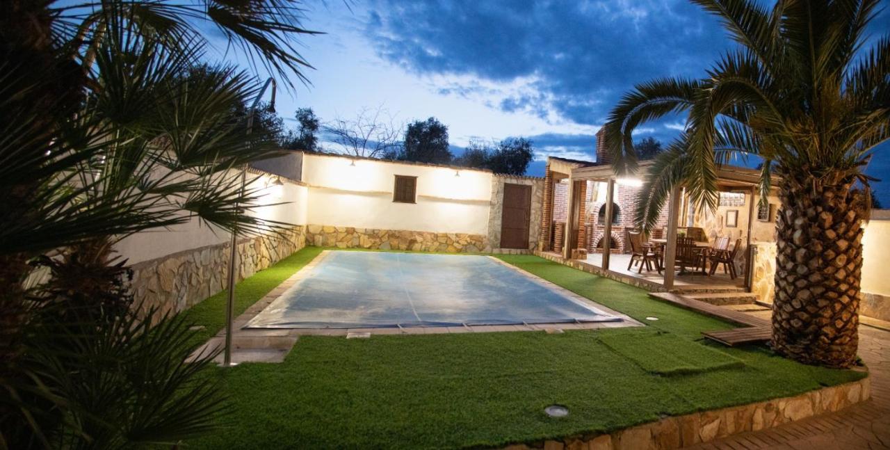 Toledo Encantado Piscina Y Bbq Privada 2,5 Km De Puy Du Foy Holiday home *
