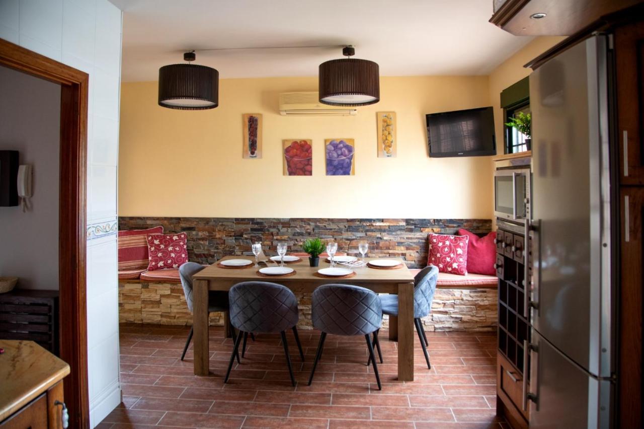 Casa de Férias Toledo Encantado Piscina Y Bbq Privada 2,5 Km De Puy Du Foy Argés