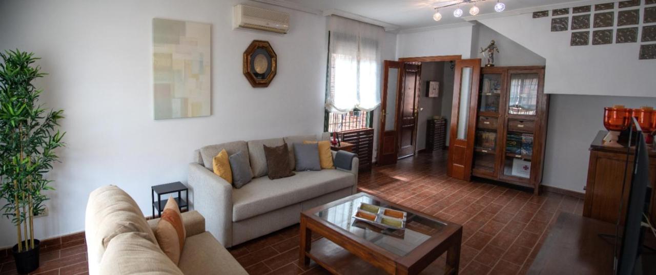 Casa de Férias Toledo Encantado Piscina Y Bbq Privada 2,5 Km De Puy Du Foy *